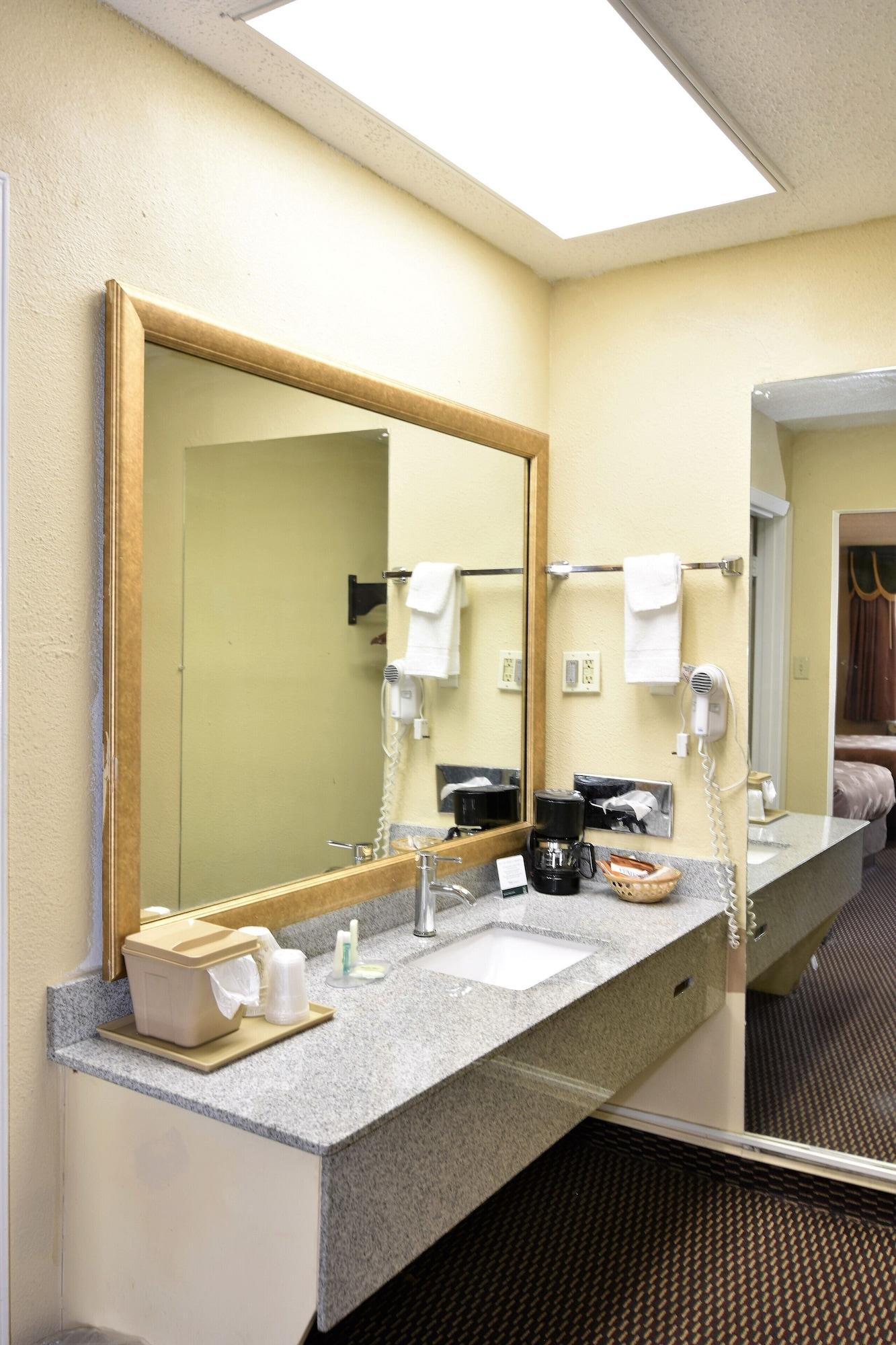 קולומביה Rodeway Inn Harbison Area מראה חיצוני תמונה