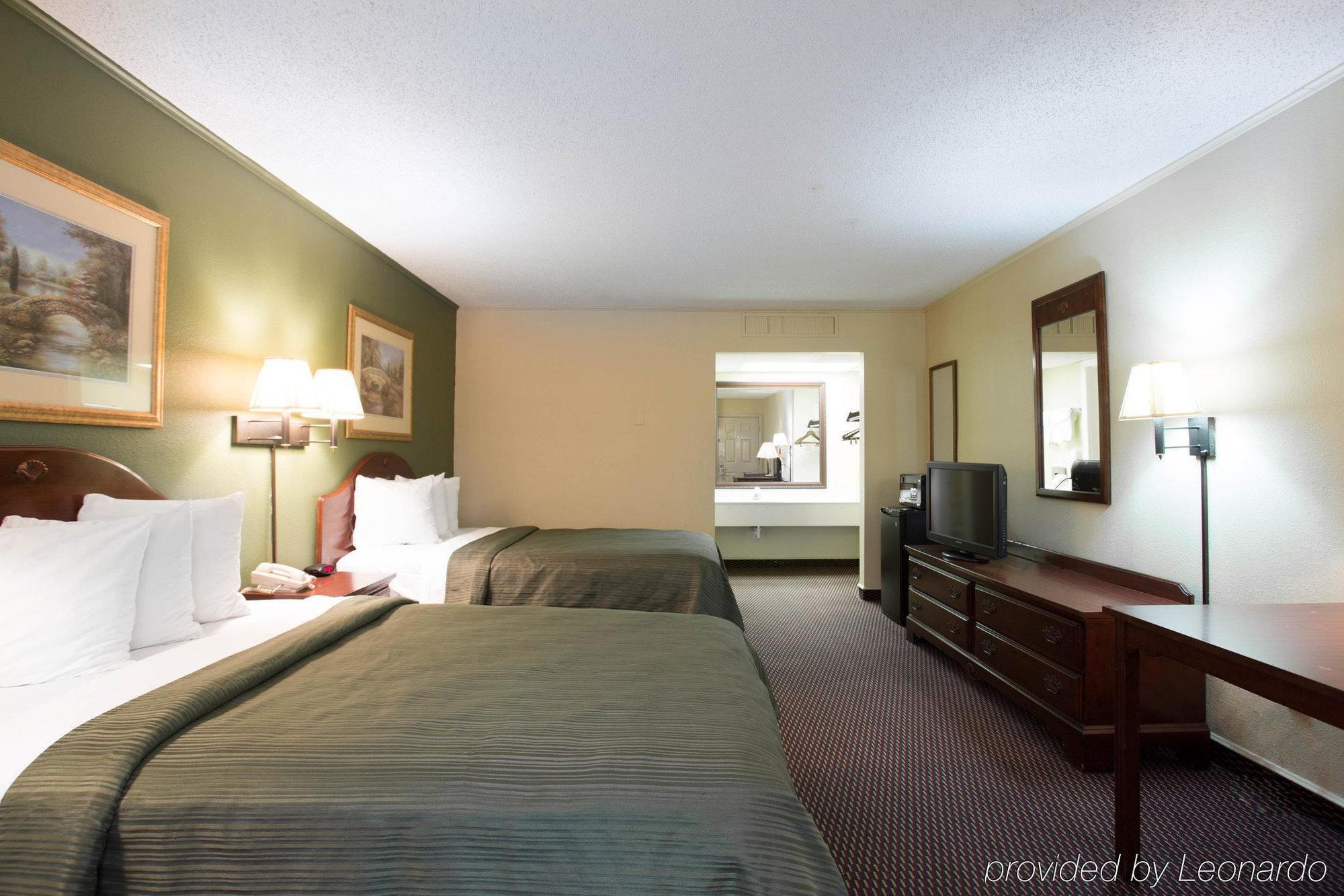 קולומביה Rodeway Inn Harbison Area מראה חיצוני תמונה